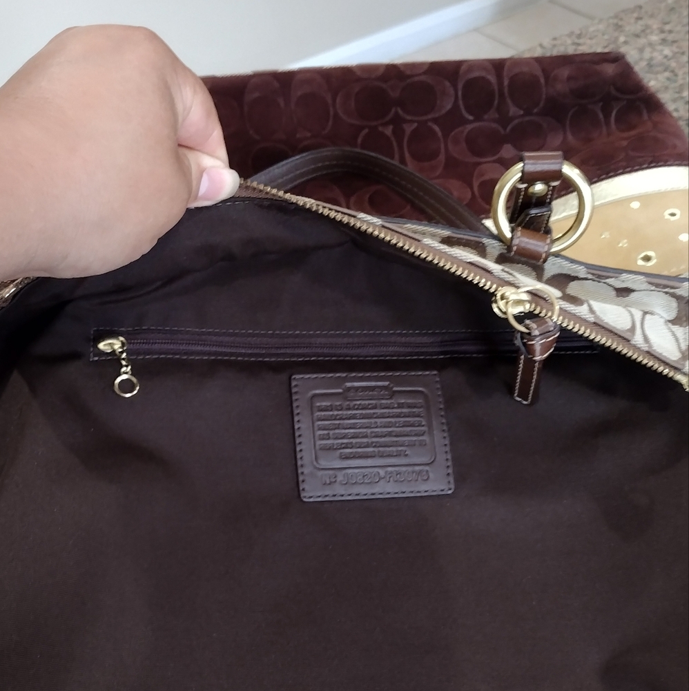 COACH Signature Patchwork East west Bucket  Tote Khaki & Brown - Picture 14 of 14